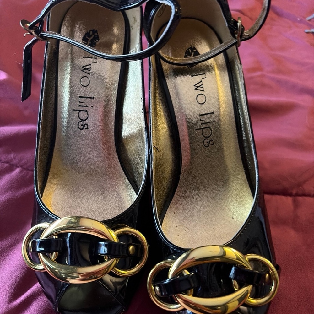Brand: Two Lips Two Lips Women's Kylie Sandal